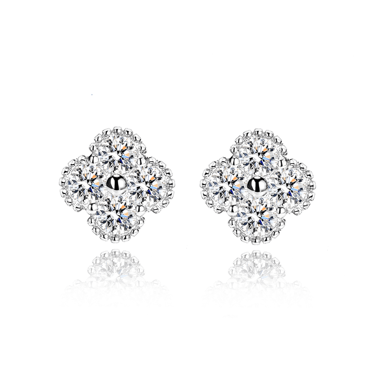 Fortuna Clover Moissanite Stud Earrings